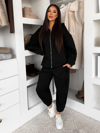 Černé pohodlné bavlněné tepláky MOTION (Veľkosť M/L)