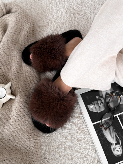 Hnedé domáce huňaté šľapky FURLUNY s kožúškom