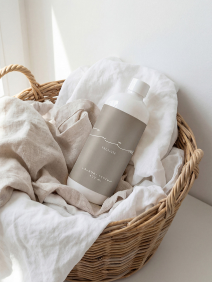 Parfémy na pranie TROPIQÉE · energická vôňa · 400 ml