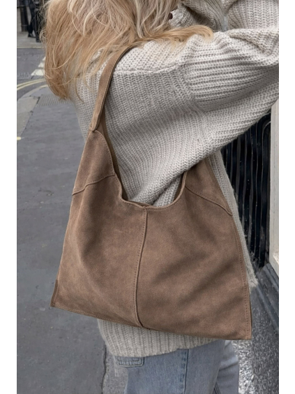 33A2B81F 229F 42B4 BC9A 739AE97F79FE