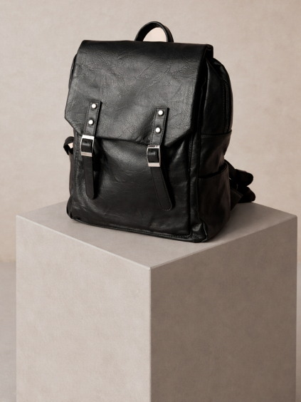 D7A6DB11 EF61 486F 93CC 6370D5BD187B 2