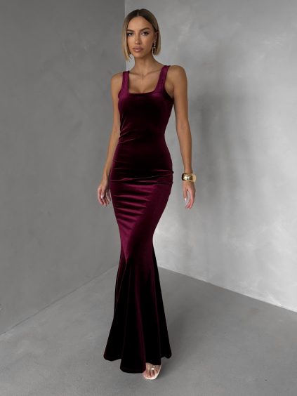 Vínové zamatové spoločenské šaty UMERY
