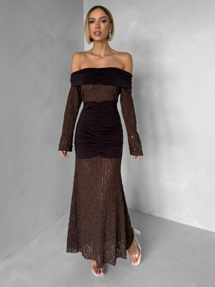 Hnědé krajkové dlouhé šaty ODELIA s řasením (Veľkosť ONESIZE)