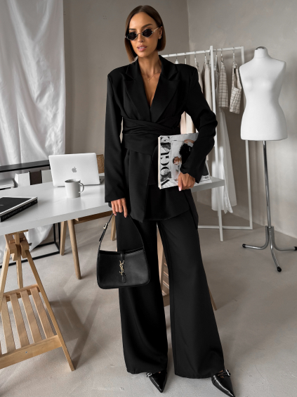 Čierny spoločenský nohavicový komplet OTARIO so sakom (Veľkosť ONESIZE)