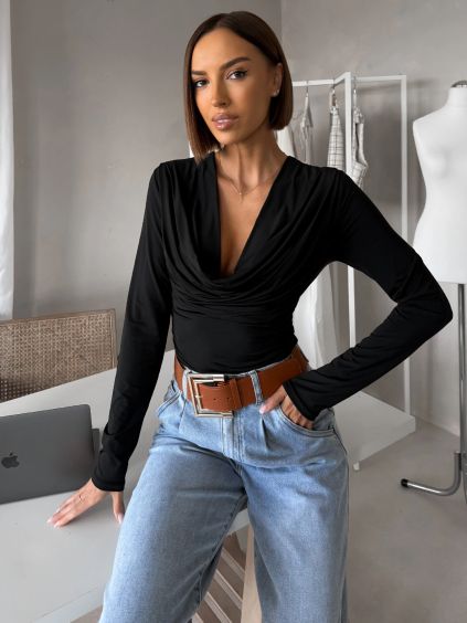 Černé elegantní triko CALIRA s výstřihem (Veľkosť ONESIZE)