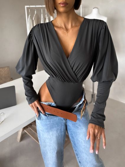 Šedé elegantní body KORBIX s výstřihem (Veľkosť ONESIZE)