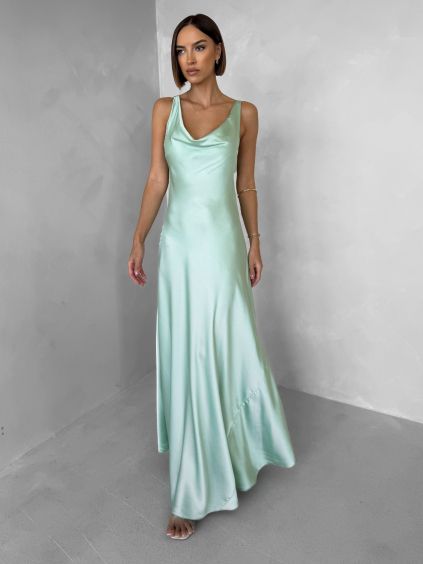 Světle zelené saténové dlouhé šaty MIREVE s odhalenými zády (Veľkosť ONESIZE)