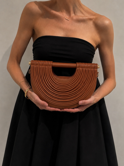 Hnědá elegantní letní kabelka VIRENA (Veľkosť ONESIZE)
