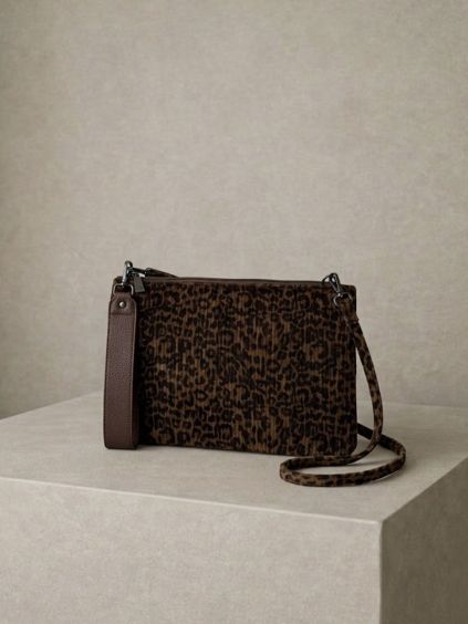 Hnědá leopardí elegantní mini kabelka psaníčko RAVESSA (Veľkosť ONESIZE)