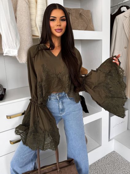 Khaki 100% bavlněná elegantní krátká halenka CLEOAA s krajkou (Veľkosť M/L)