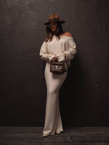 Krémový elegantní komplet ZORELIA se sukní (Veľkosť ONESIZE)
