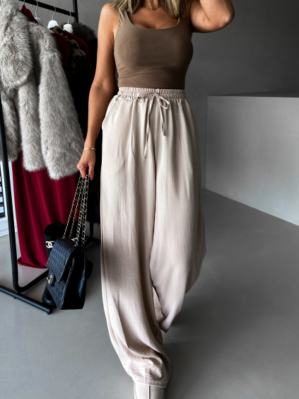 46701 6 bezove elegantni kalhoty coral s rozsirenymi nohavicemi