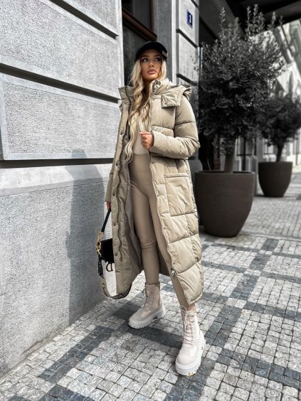 54633 4 tmave bezova dlouha prosivana bunda walnut s kapsami