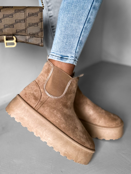 Béžové válenky CASTOR s vysokou podrážkou