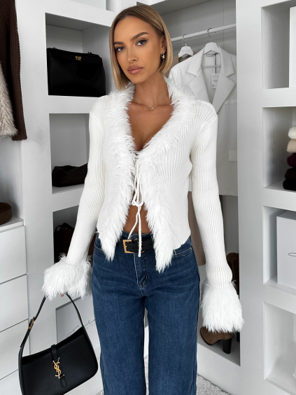 Biely elegantný svetrík MALVERO