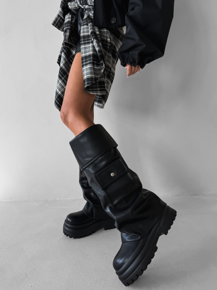 Čierne štýlové koženkové čižmy ELVIO na platforme