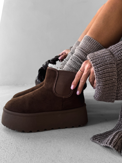 Tmavo hnedé válenky CASTOR s vysokou platformou