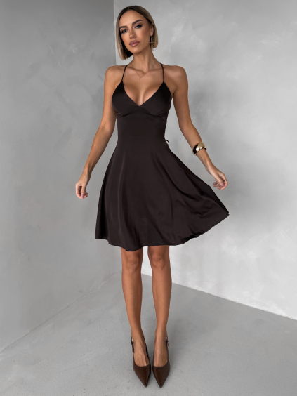 Tmavě hnědé krátké saténové šaty KALLE (Veľkosť ONESIZE)