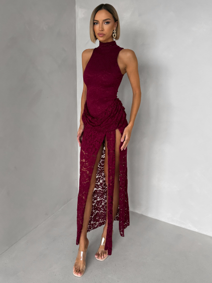 Vínové čipkované šaty PURELY s vlečkou