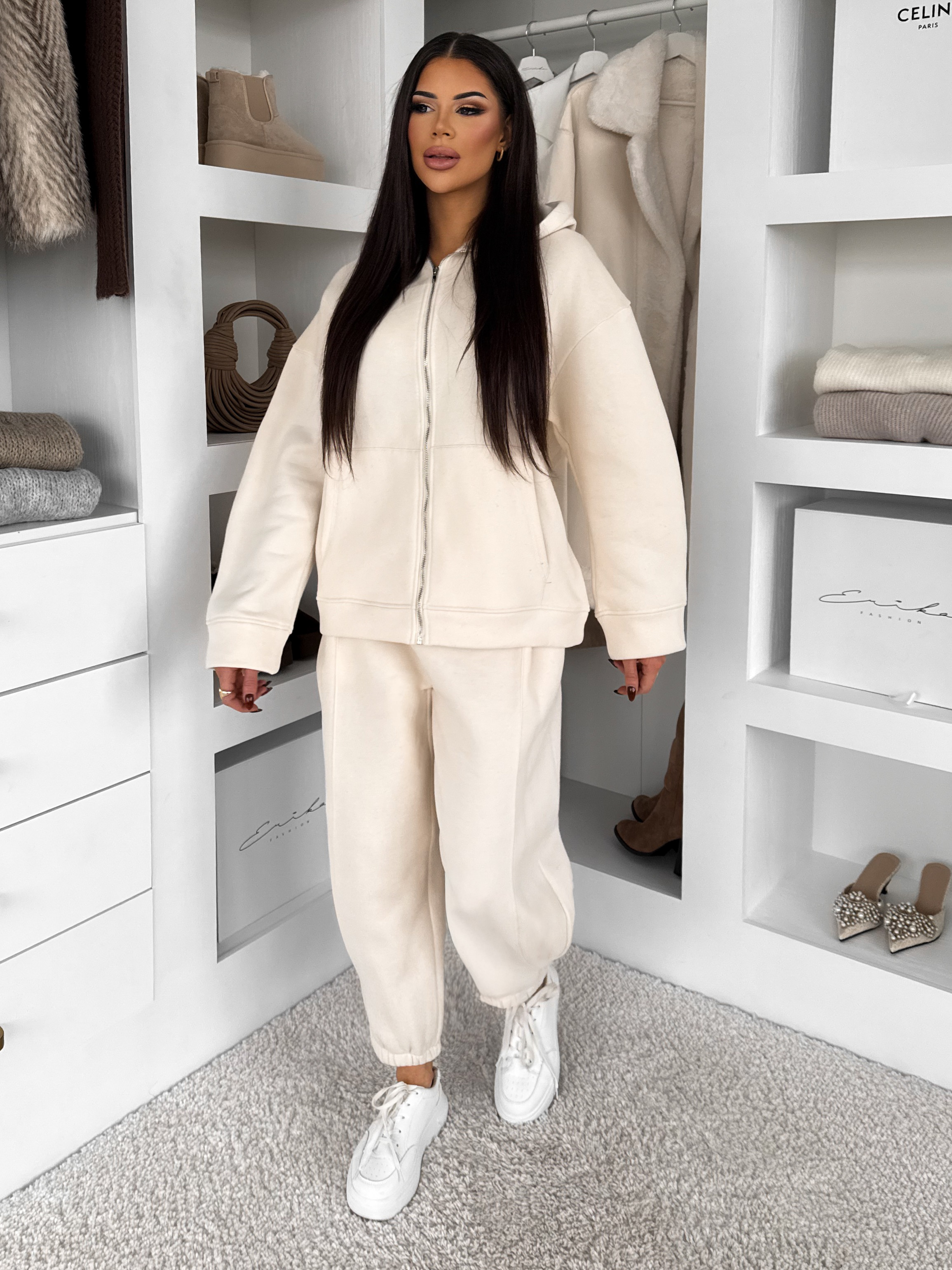 Krémové bavlnené pohodlné tepláky MOTION Veľkosť: M/L