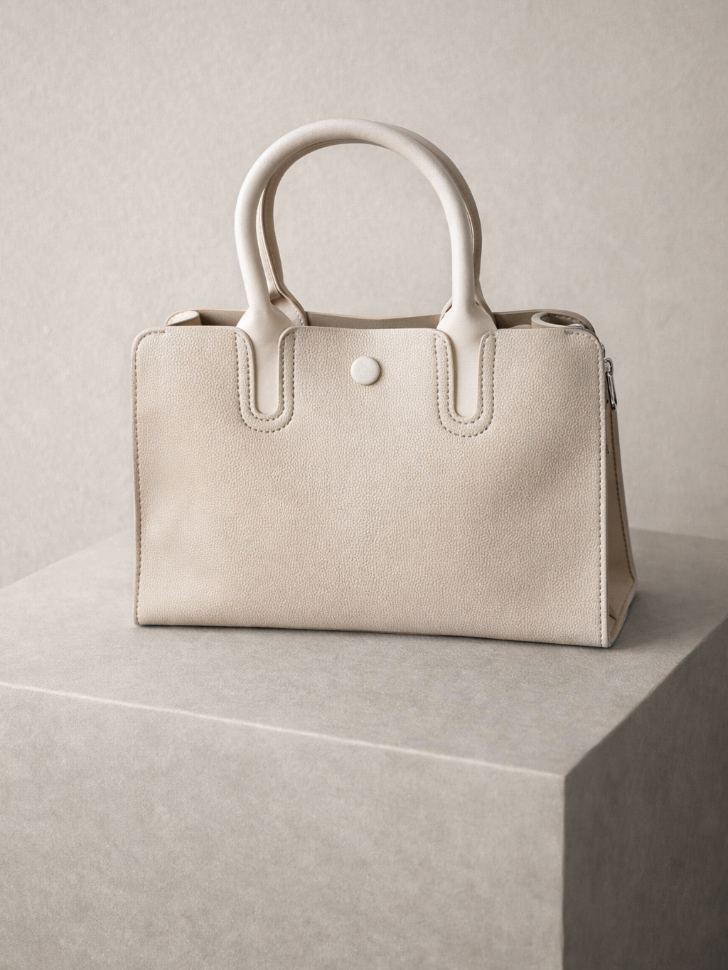 Béžová koženková hranatá kabelka KERAVIN Veľkosť: ONESIZE