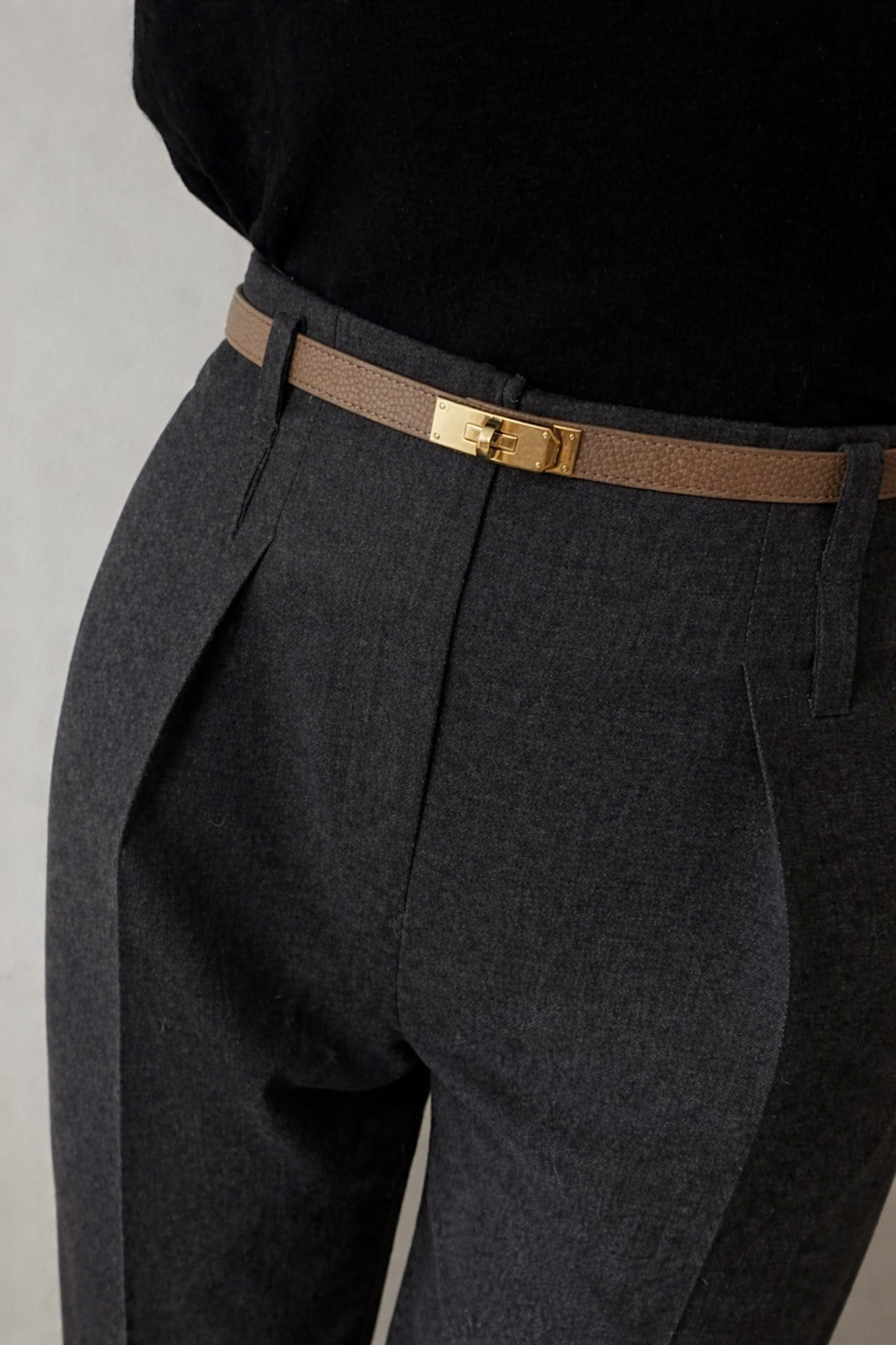 Béžový elegantný kožený opasok ORQUINE Veľkosť: ONESIZE