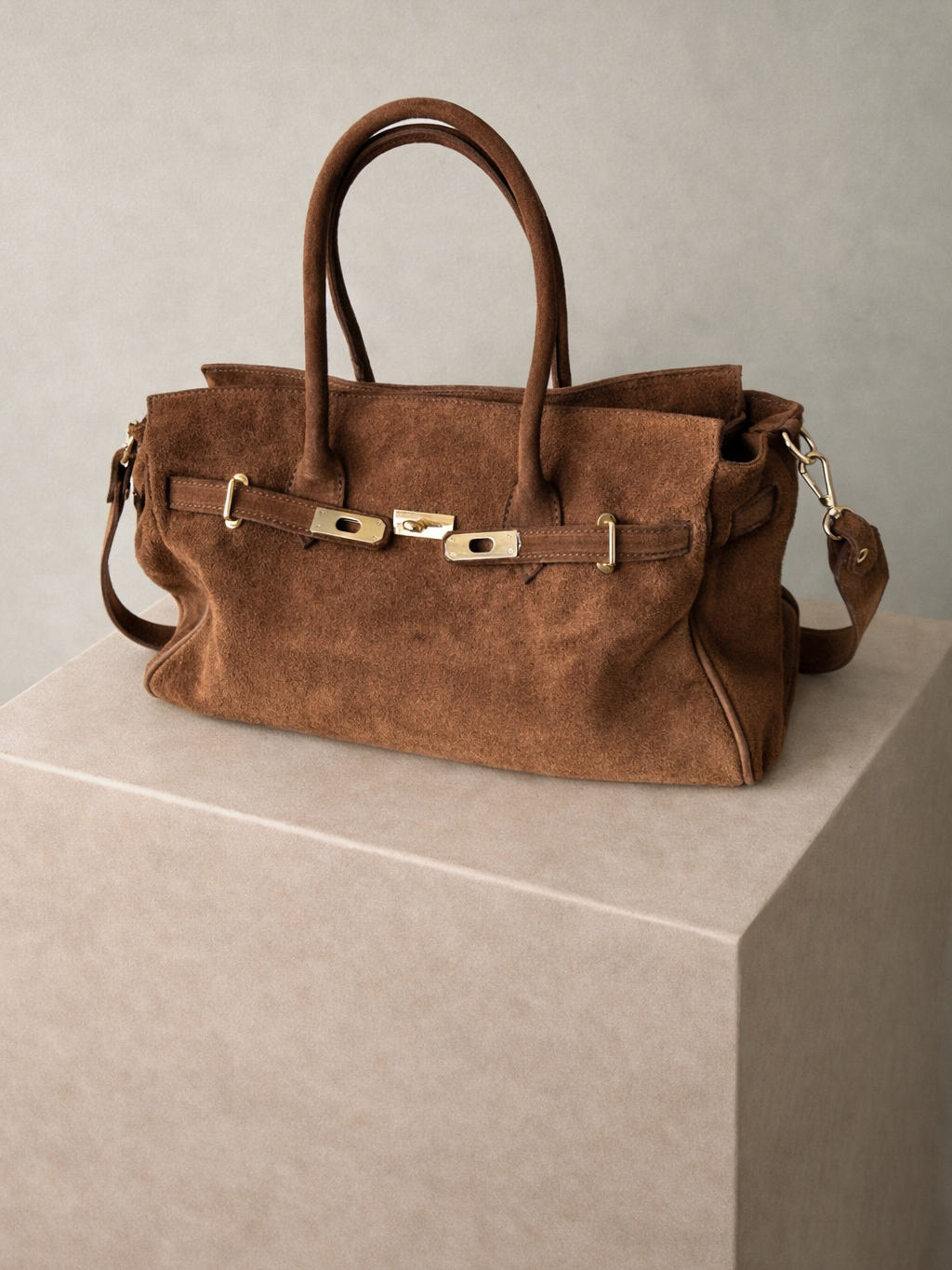 Hnedá kožená semišová kabelka CAMELYN Veľkosť: ONESIZE