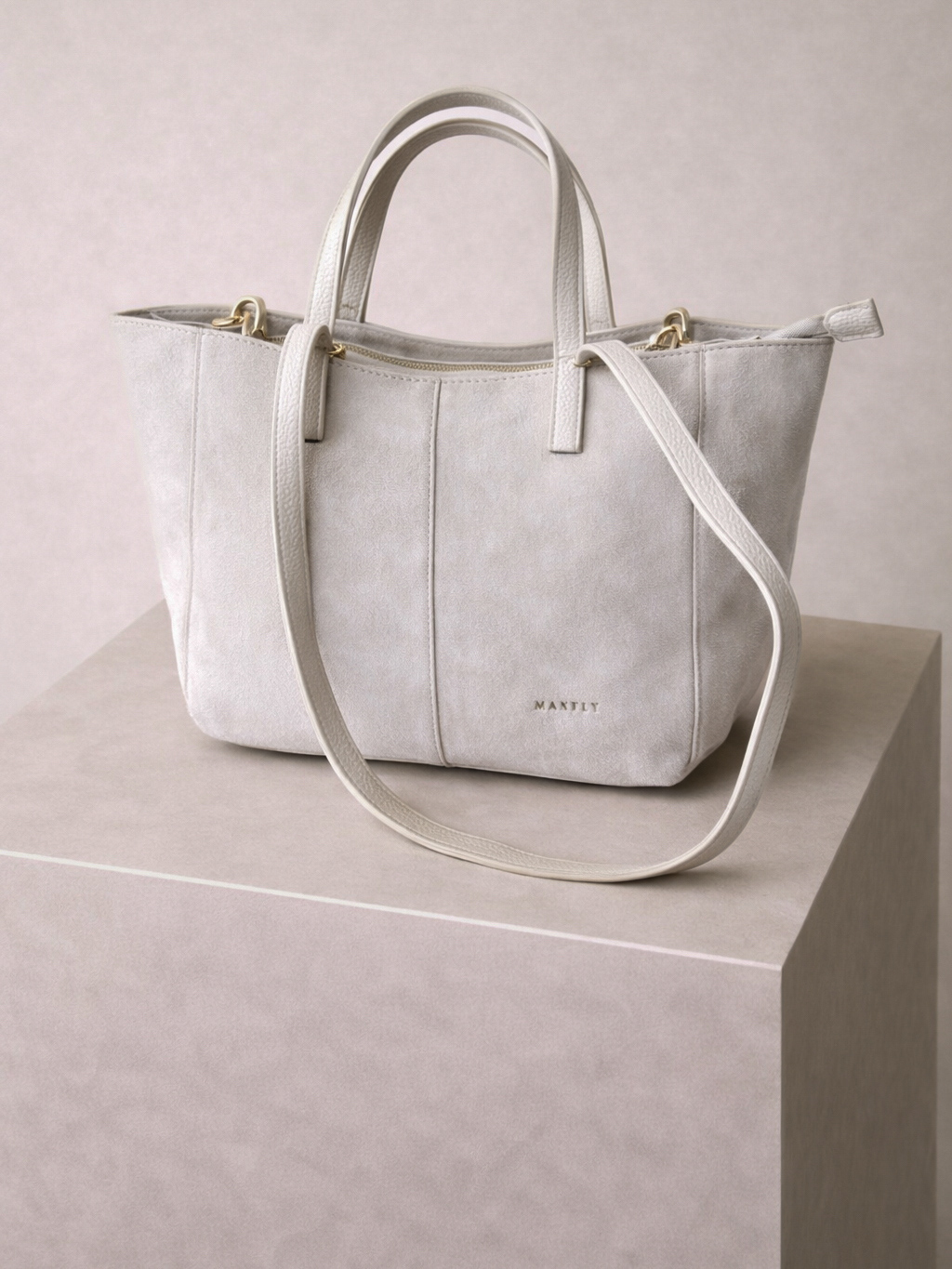 Krémová semišová kabelka NOMAASHI Veľkosť: ONESIZE