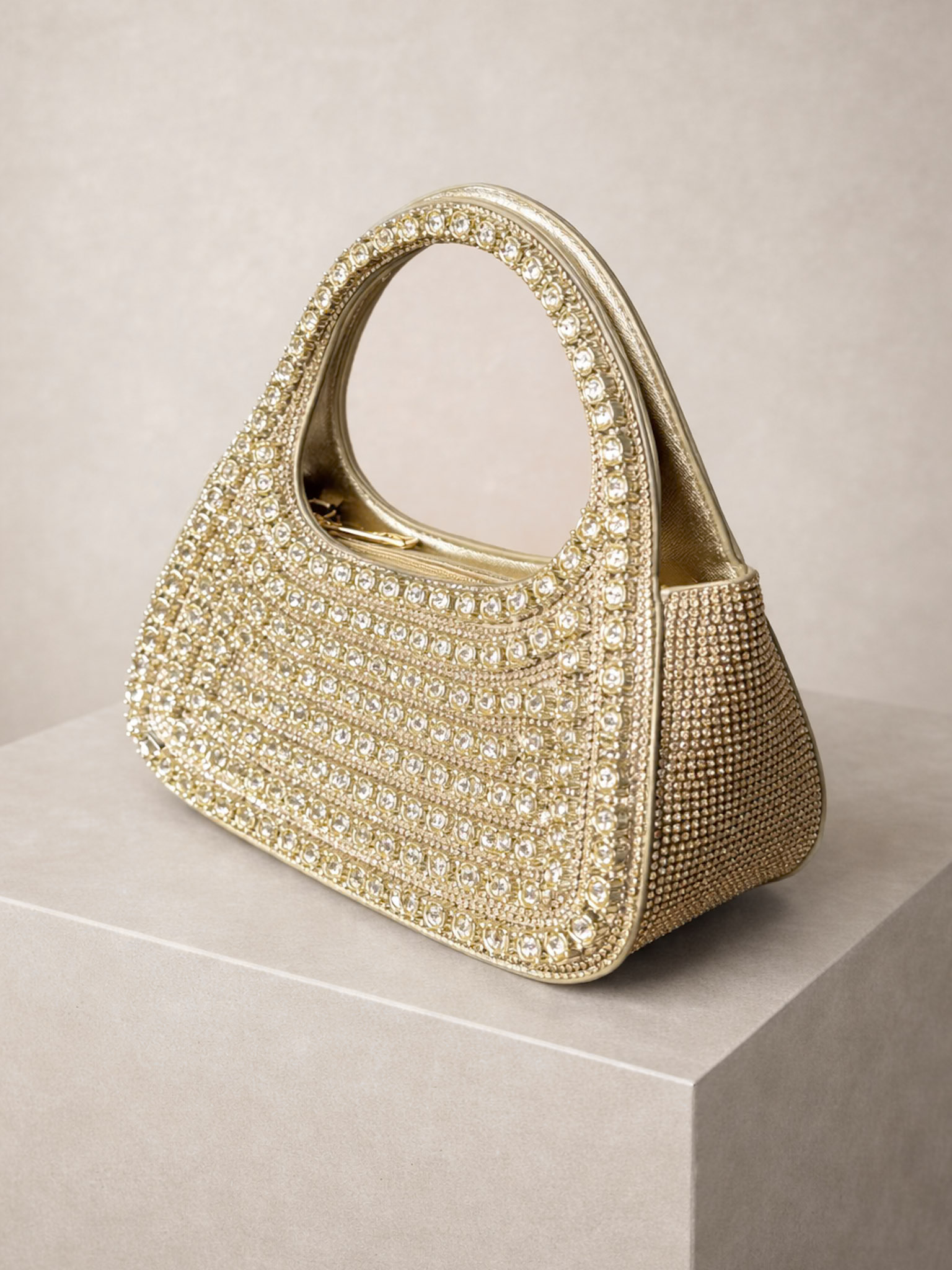 Zlatá plesová mini kabelka BOLAMA s kamienkami Veľkosť: ONESIZE