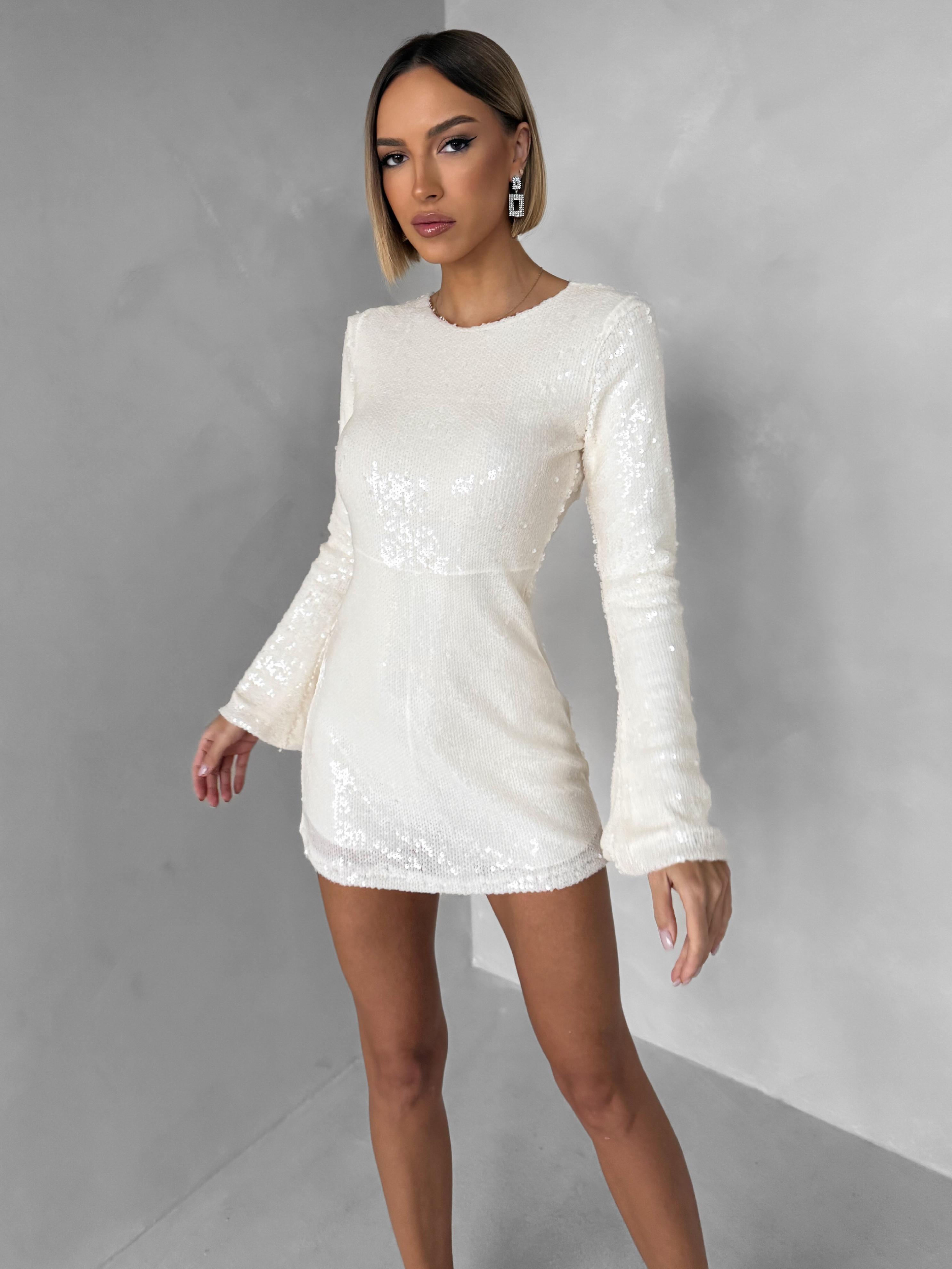 Biele flitrované krátke koktailové šaty ELYSIA s kraťaskami Veľkosť: ONESIZE