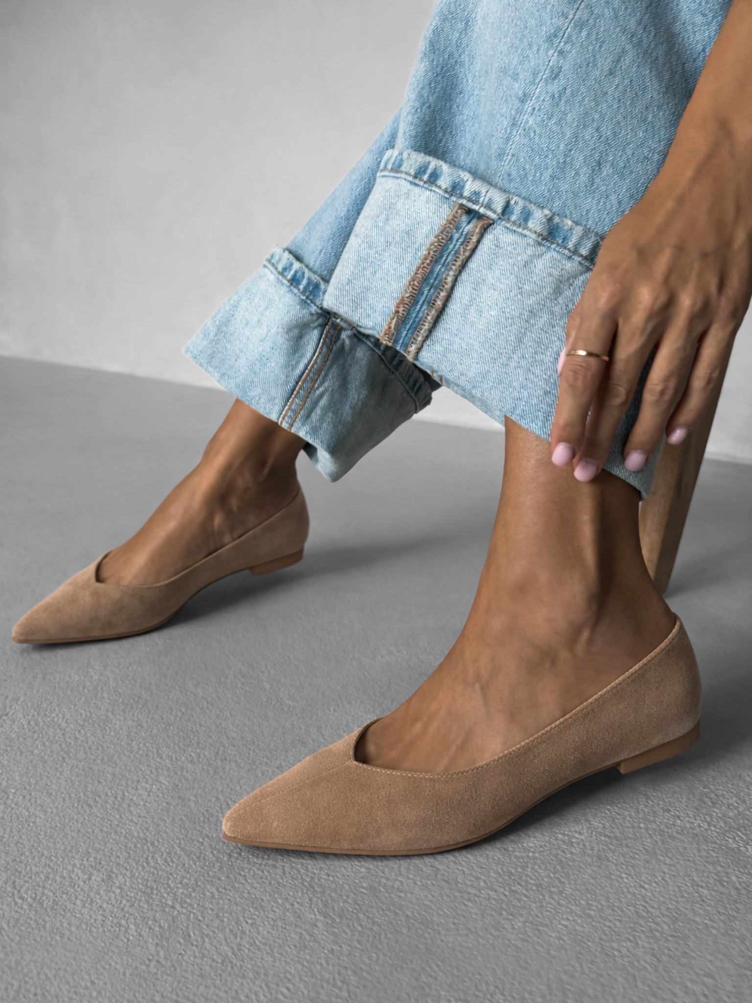 Béžové semišové štýlové baleríny VASTRA Veľkosť: 36