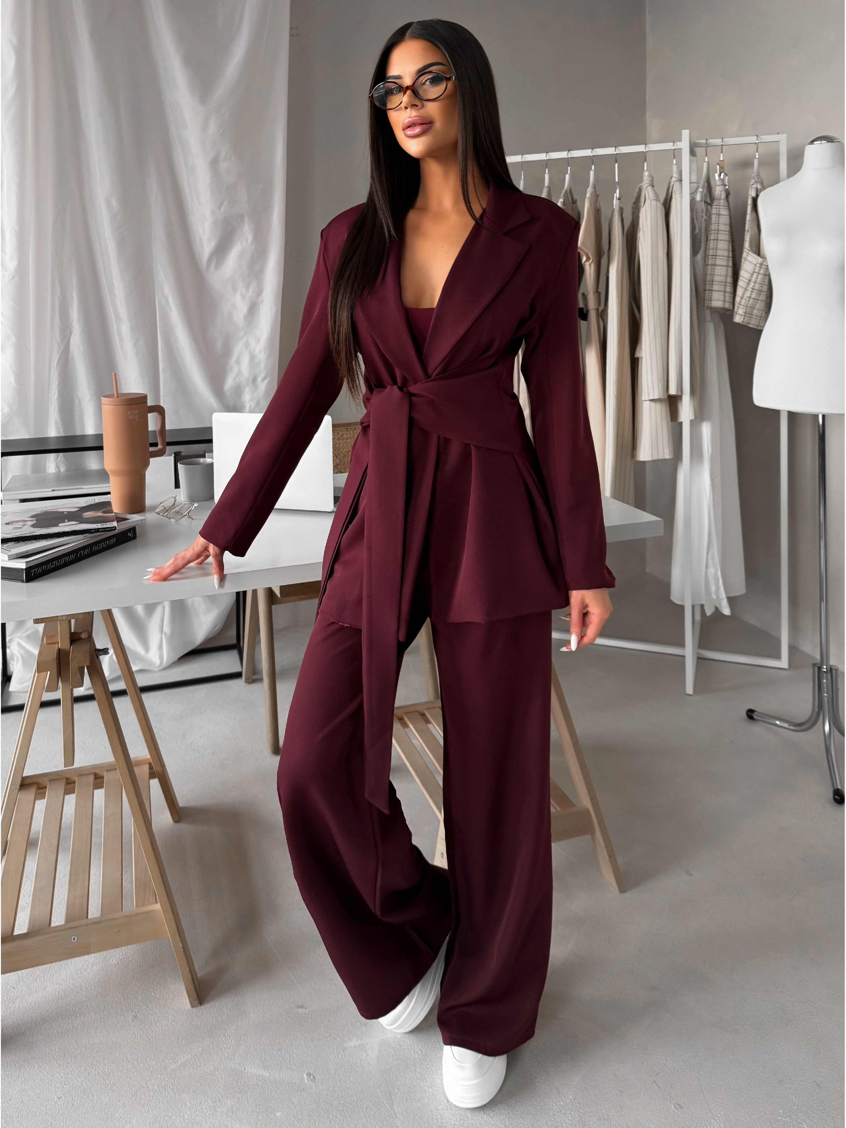 Vínový spoločenský nohavicový kostým OTARIO Veľkosť: ONESIZE