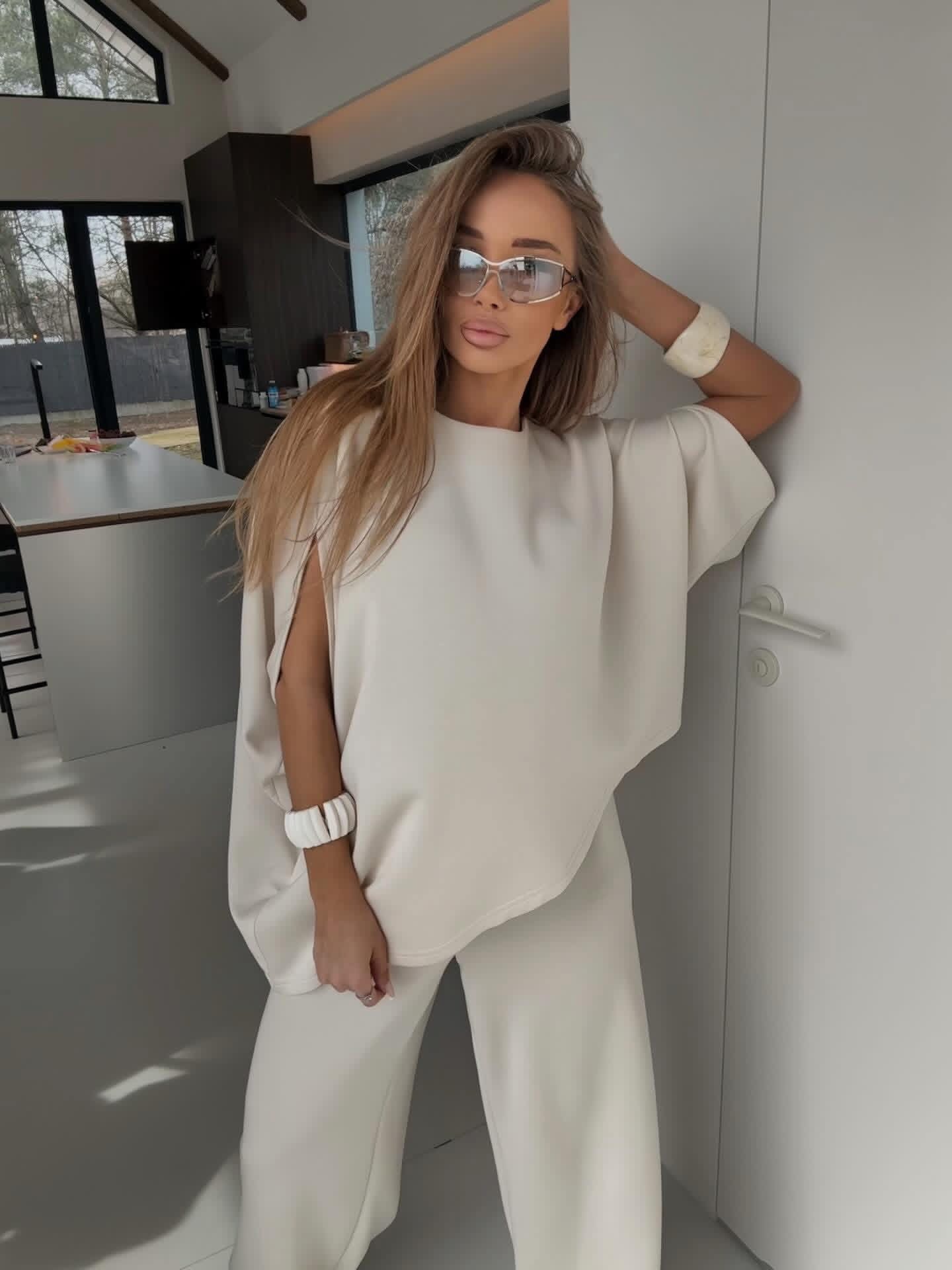 E-shop Krémový nohavicový elegantný dlhý komplet ECRIA