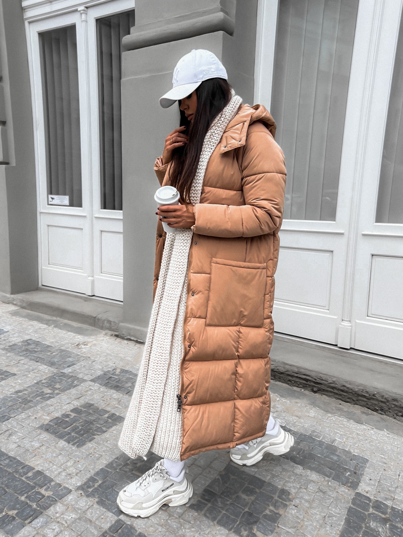 Svetlo hnedá dlhá prešívaná bunda WALNUT s vreckami