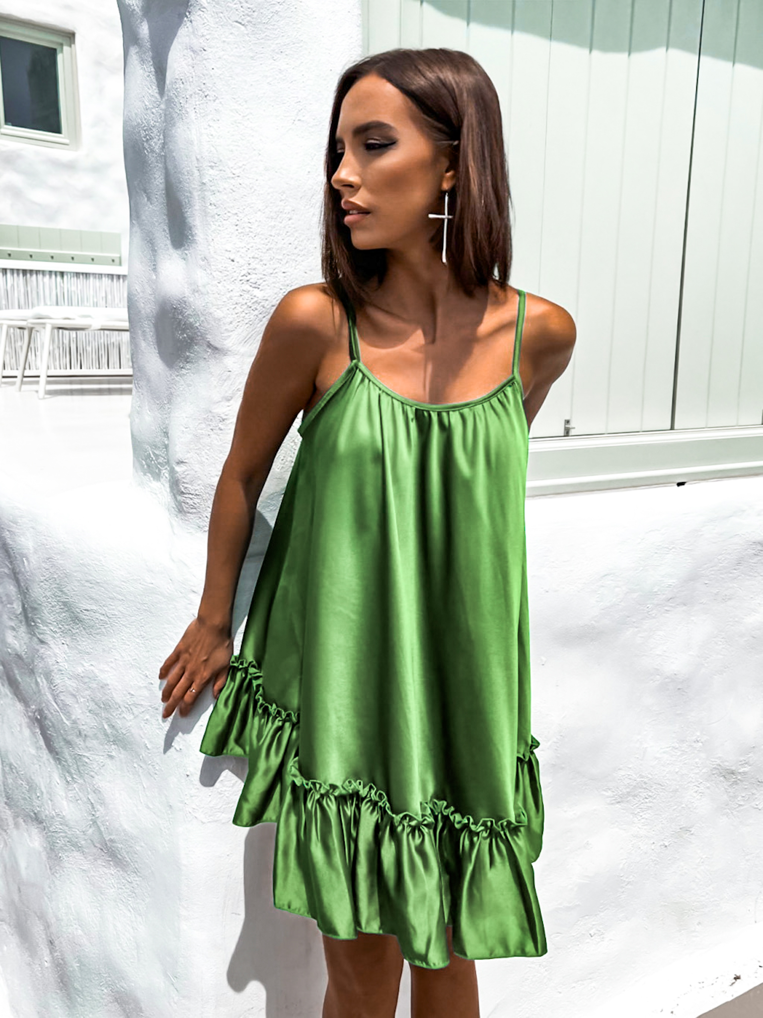 Olivové volánikové šaty GLASSY voľného strihu Veľkosť: ONESIZE