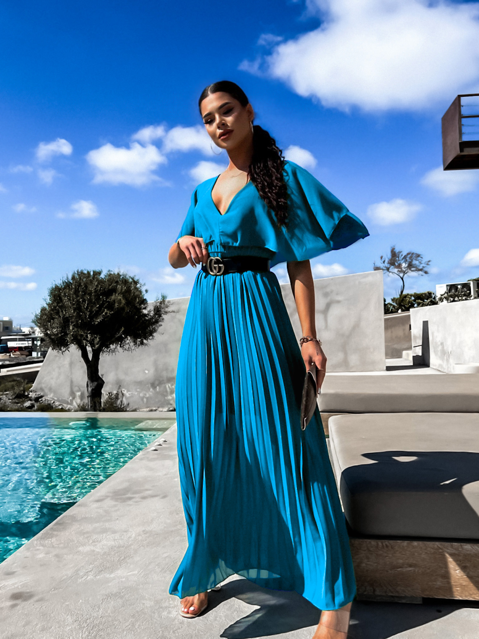 Petrolejové elegantné šaty PARFOMELLE s výstrihom do V Veľkosť: ONESIZE