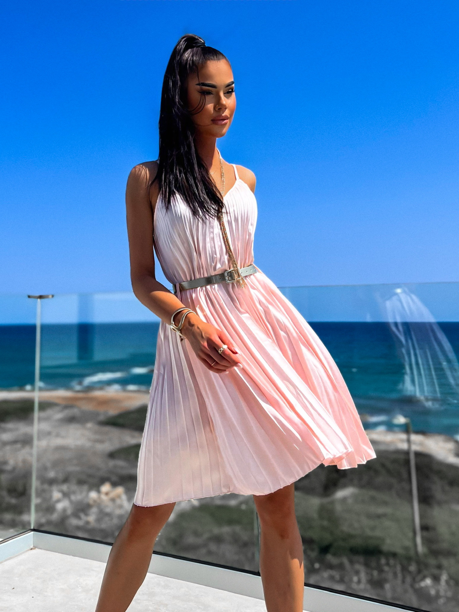 Baby ružové lesklé plisované šaty CLAURA so zlatým pásikom Veľkosť: ONESIZE