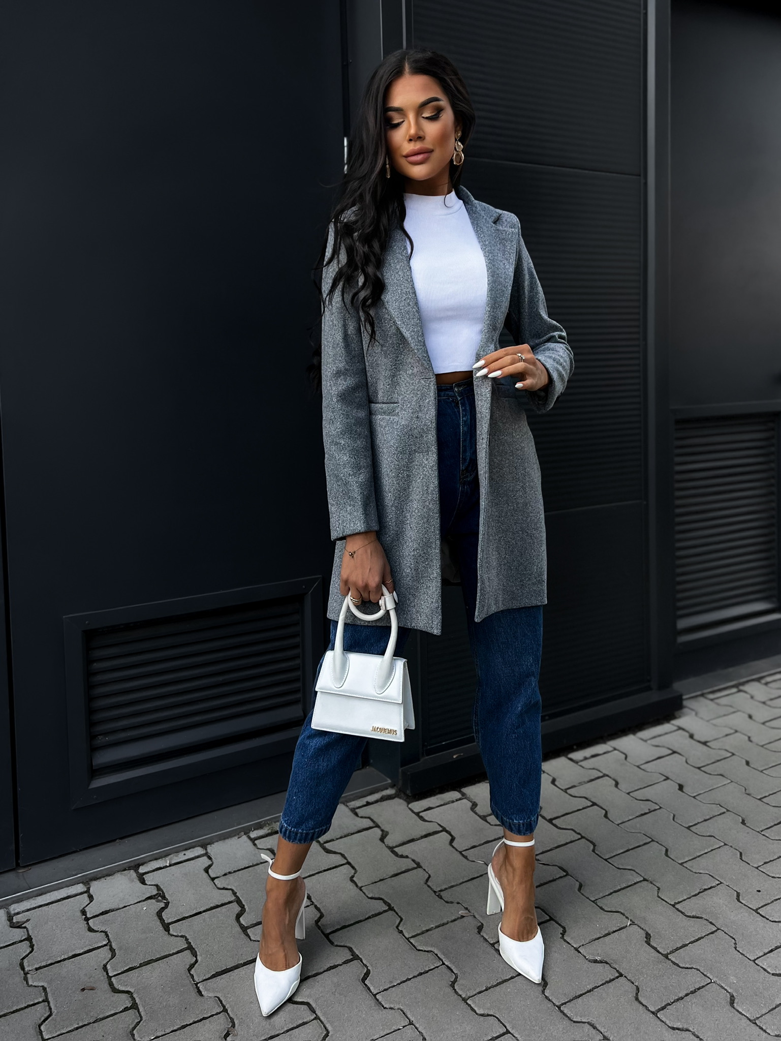 Tmavosivý kabát NOAM Veľkosť: ONESIZE Tmavosivý kabát NOAM Veľkosť: ONESIZE