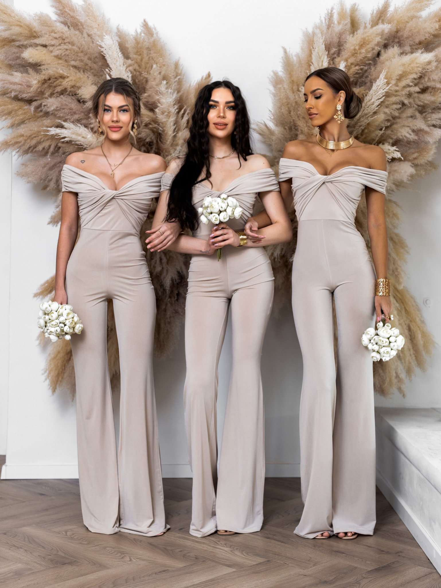 Béžový elastický dlhý elegantný overal AGEUSE Veľkosť: ONESIZE