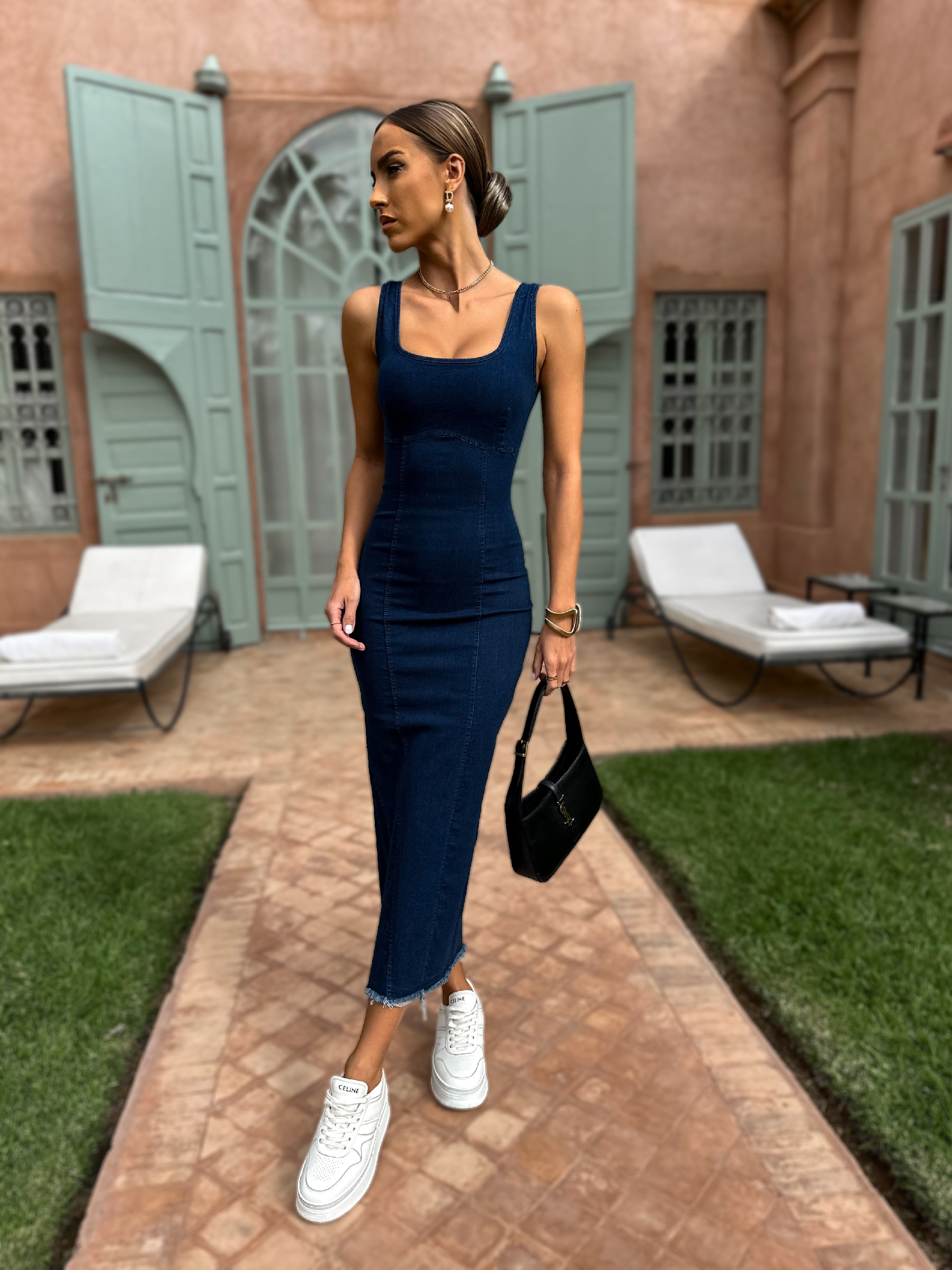 Modré džínsové dlhé upnuté šaty TETHYS Veľkosť: S