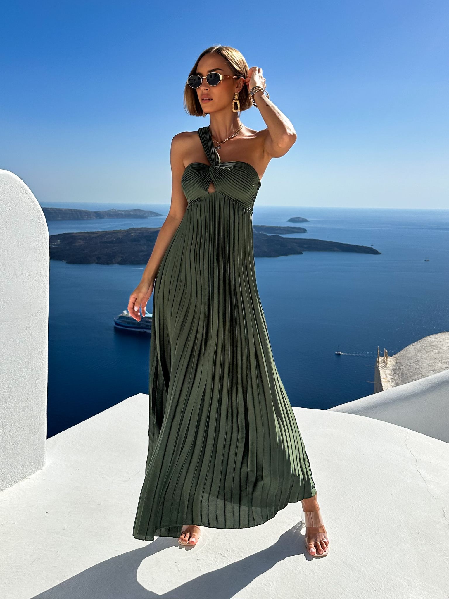 Kaki elegantné šaty TOKIA cez jedno rameno Veľkosť: ONESIZE