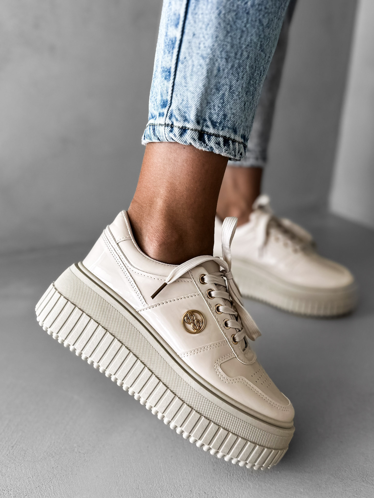 Béžové tenisky SOPHY s vysokou platformou Veľkosť: 41