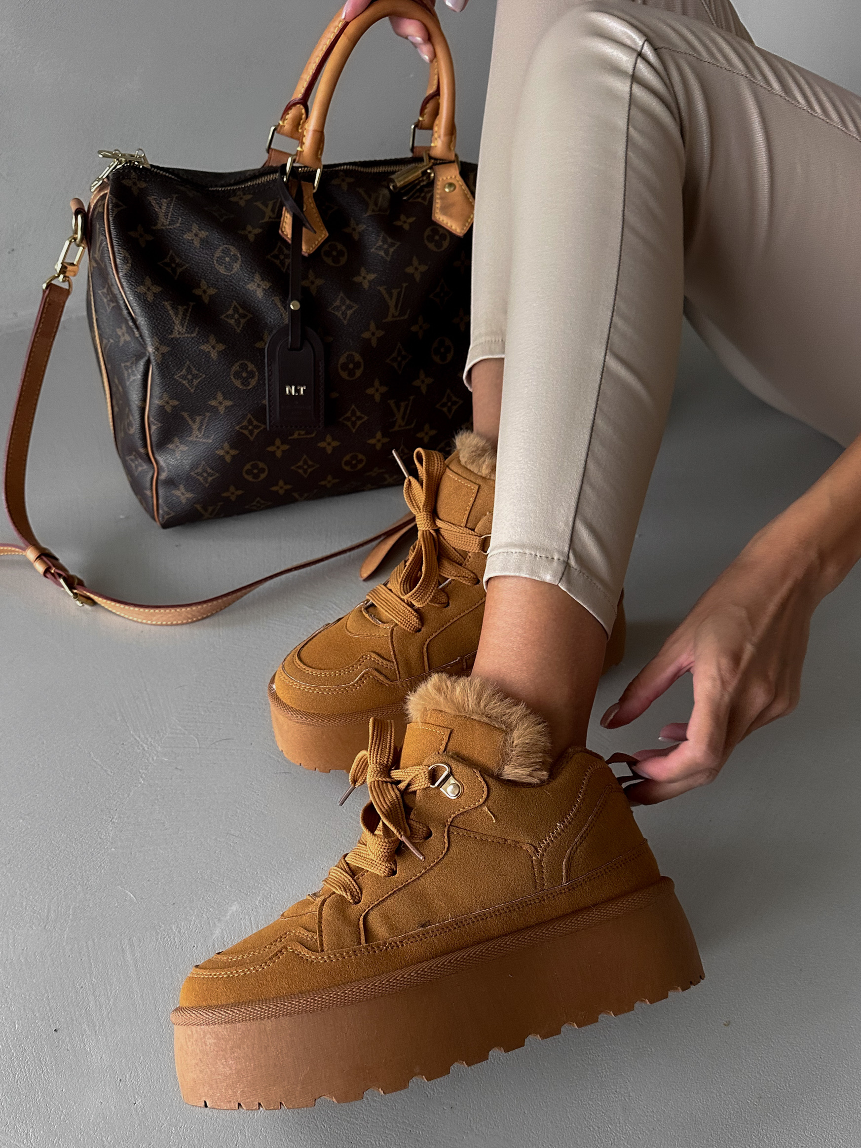 Hnedé topánky SOLWEG s vysokou platformou Veľkosť: 37