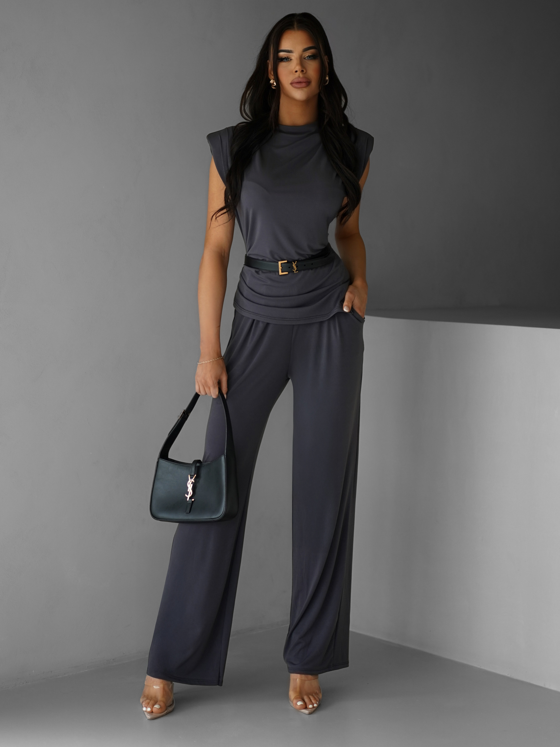 Sivý elegantný nohavicový kostým RISORA Veľkosť: ONESIZE