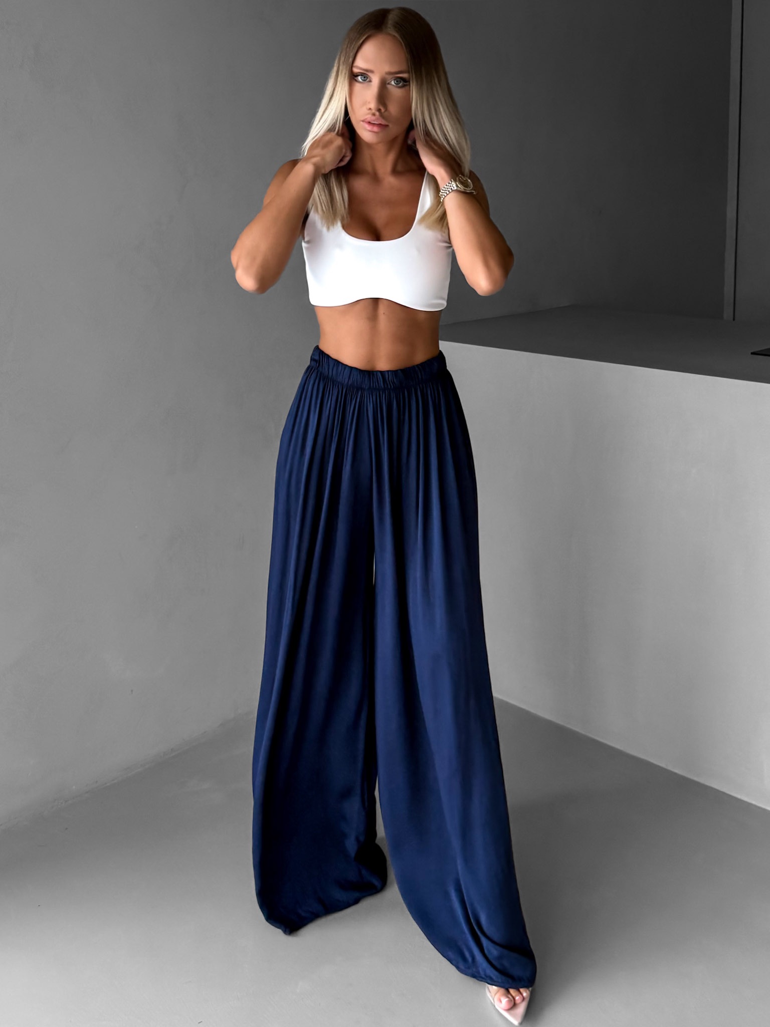 Tmavomodré široké voľné dlhé nohavice OLVIRA Veľkosť: Predĺžená dĺžka