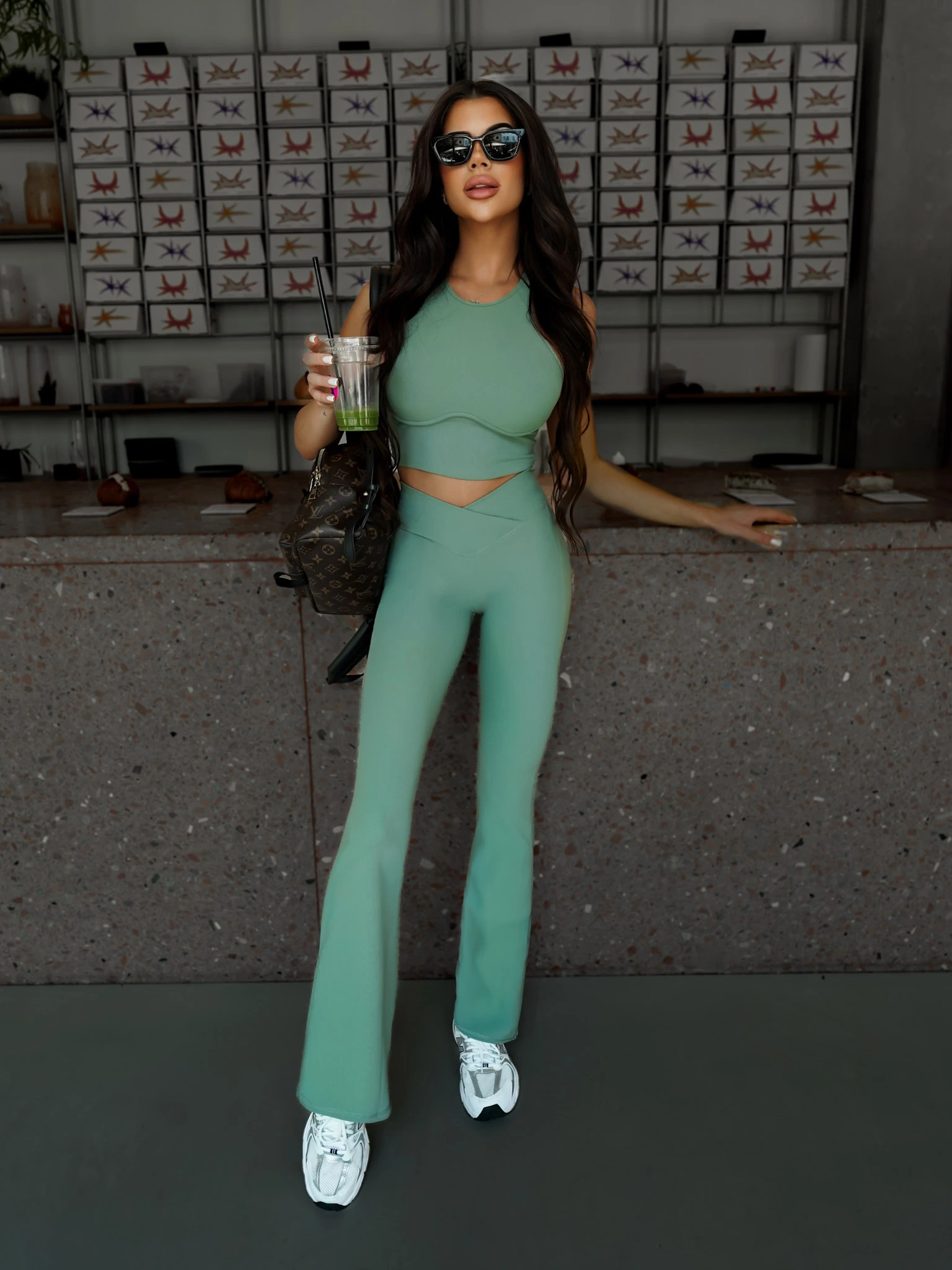 Zelené športové legíny ZETERA s push up efektom Veľkosť: XS