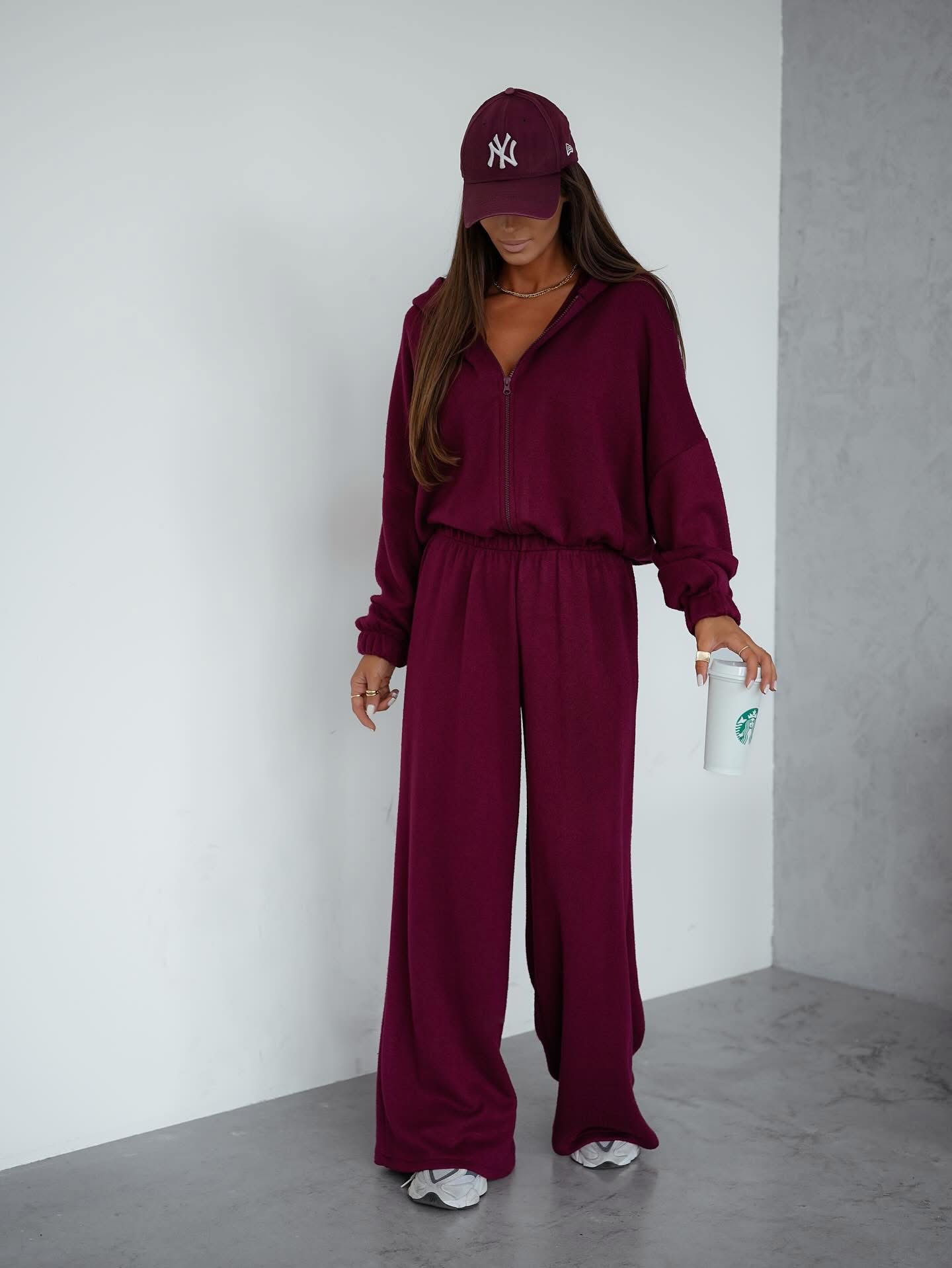 Vínová luxusná široká tepláková súprava MATHUA Veľkosť: ONESIZE