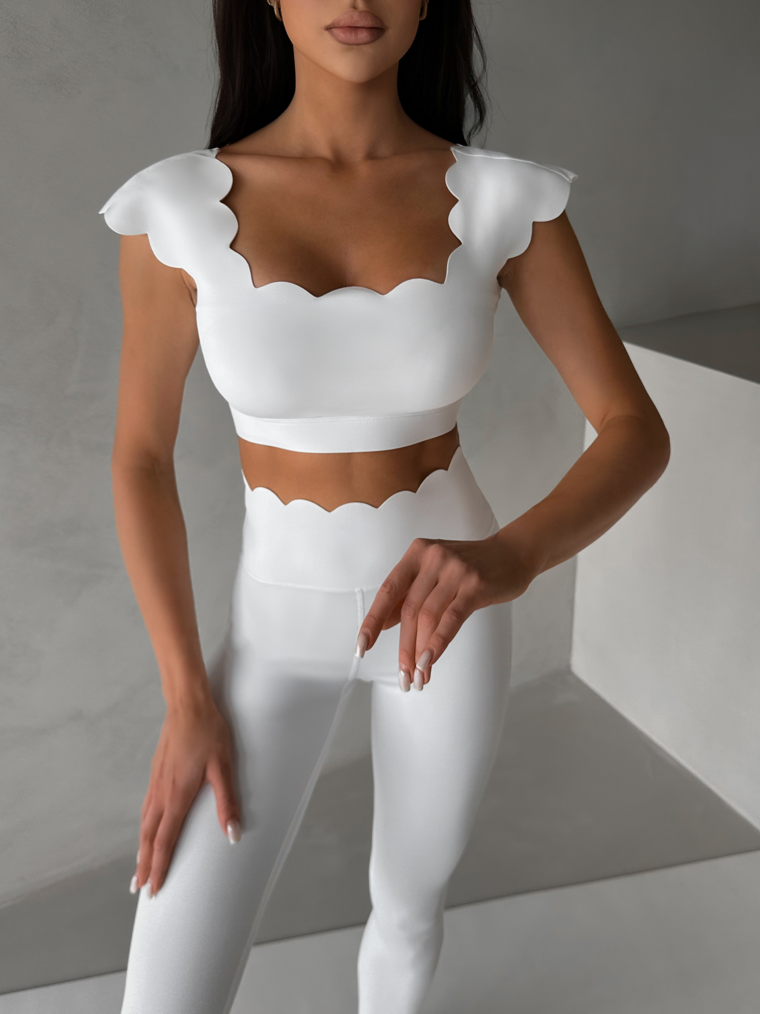 Biela športová vlnkovaná podprsenka KALIRA Veľkosť: L