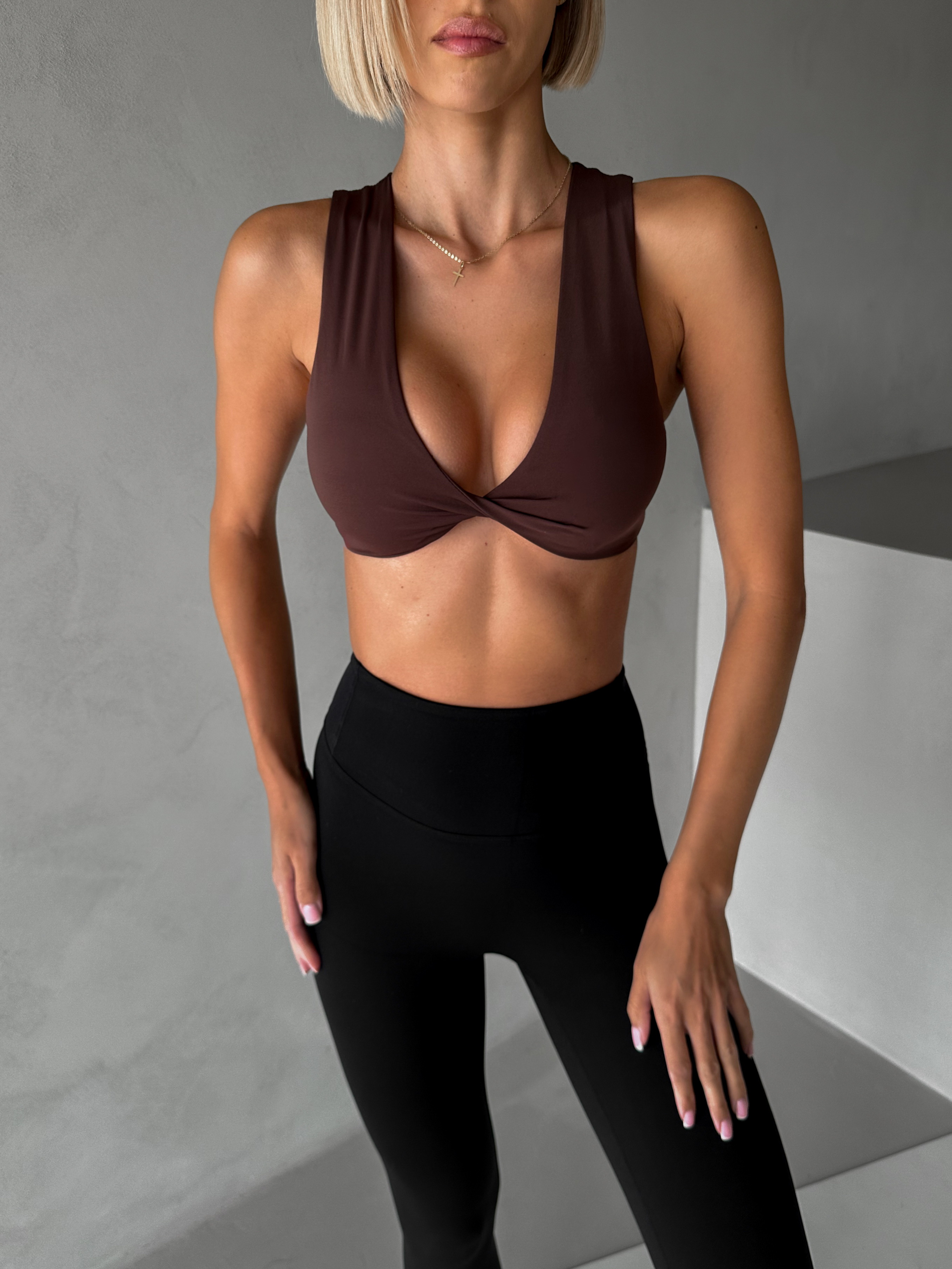 Hnedý športová joga top FANDRIA Veľkosť: M