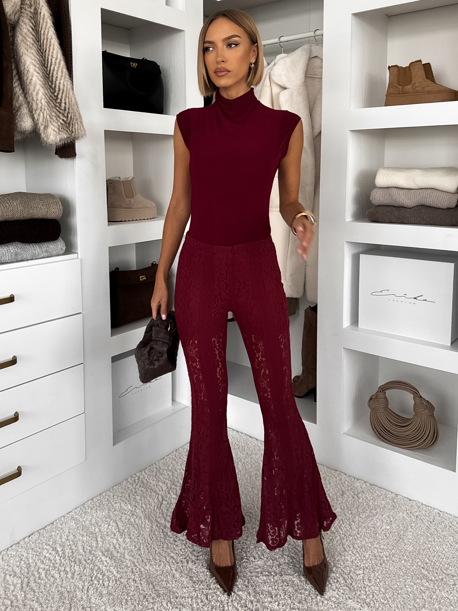 E-shop Vínové krajkové elegantné nohavice FYNORIA